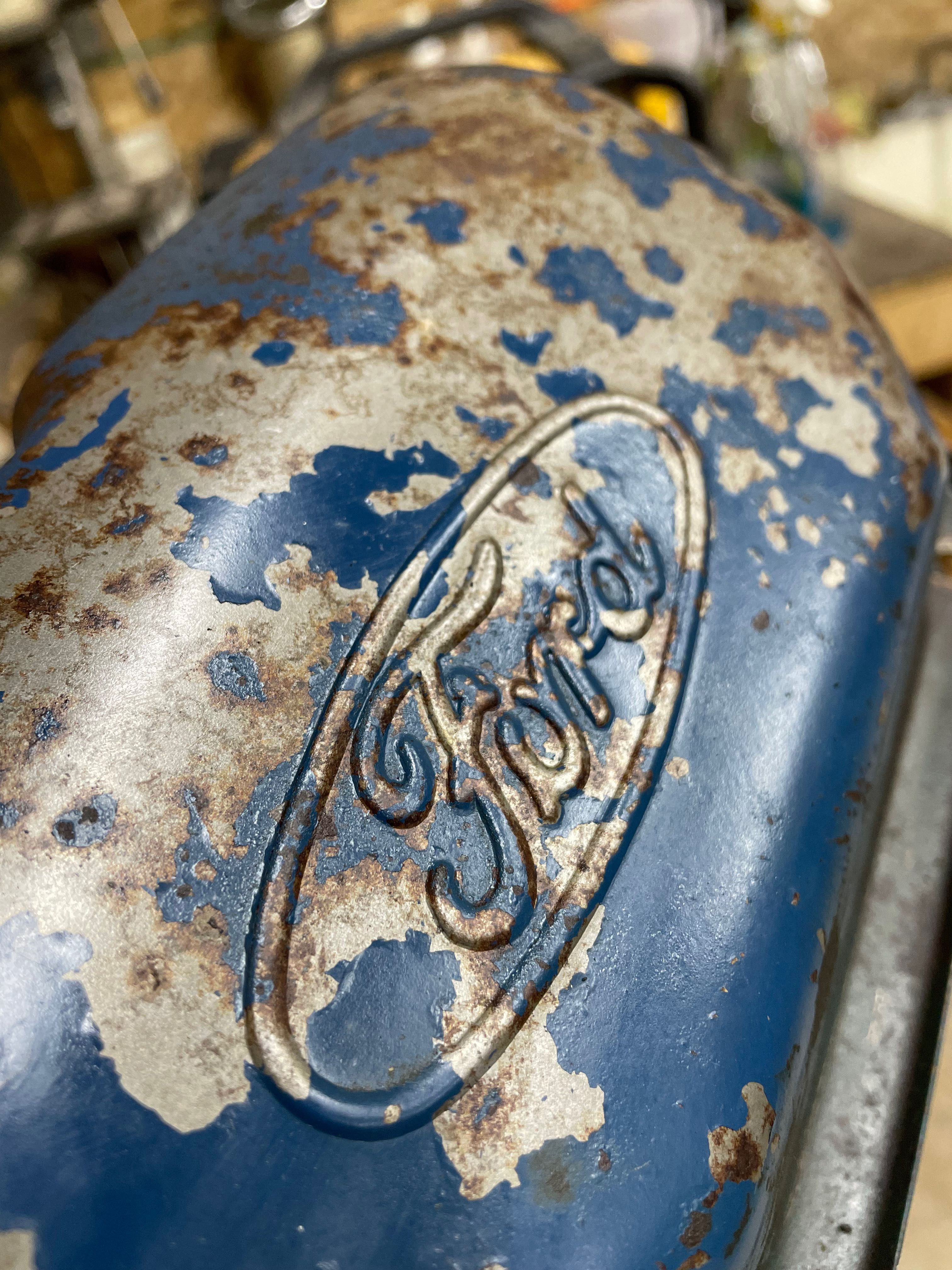 Classic Ford valve covers